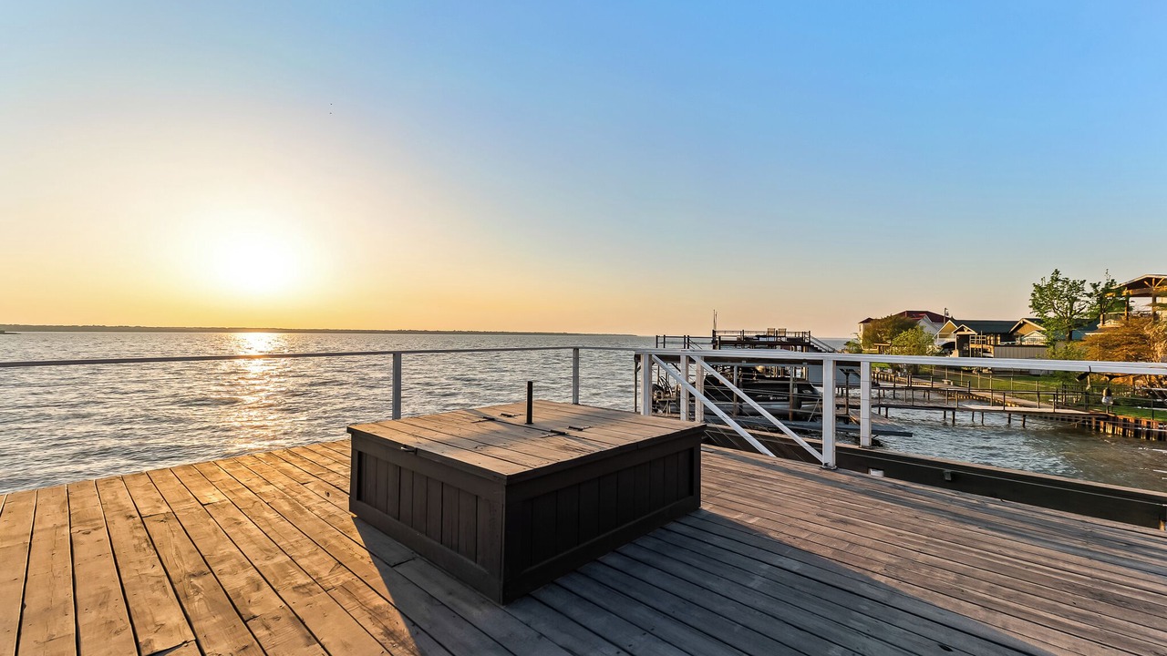 Photo of Patio Balcony in Gun Barrel City