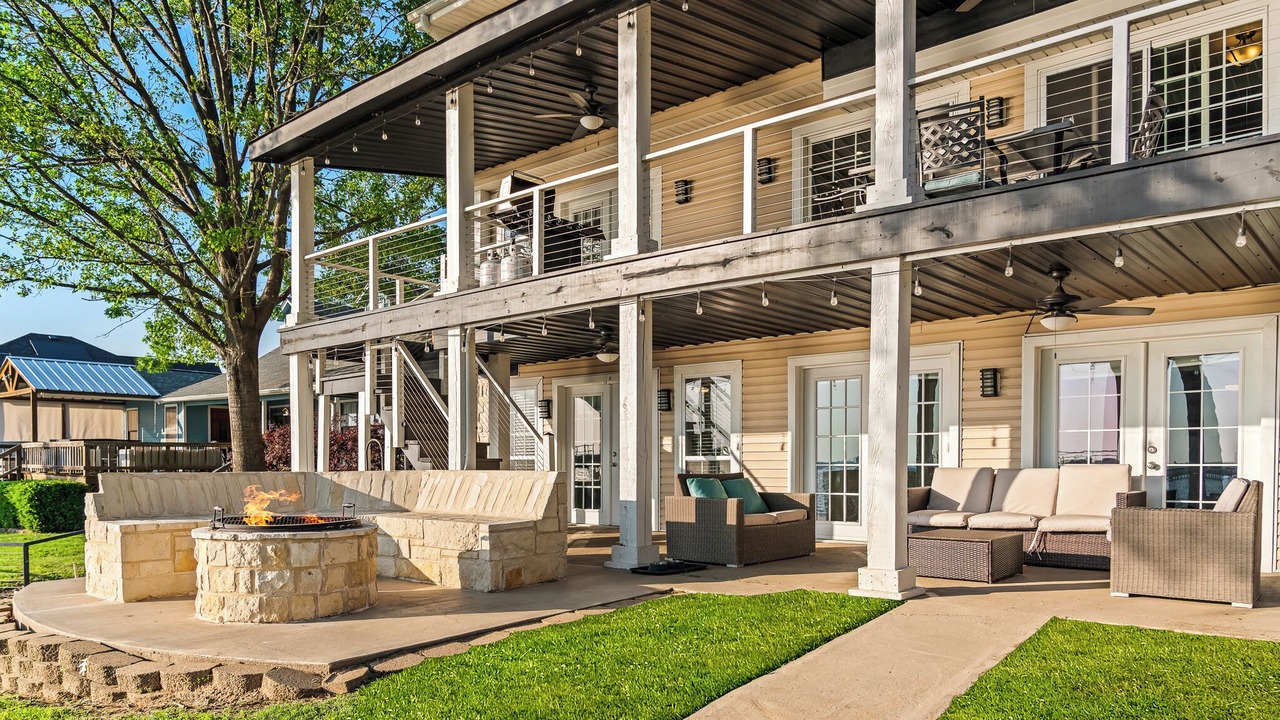 Photo of Patio Balcony in Gun Barrel City