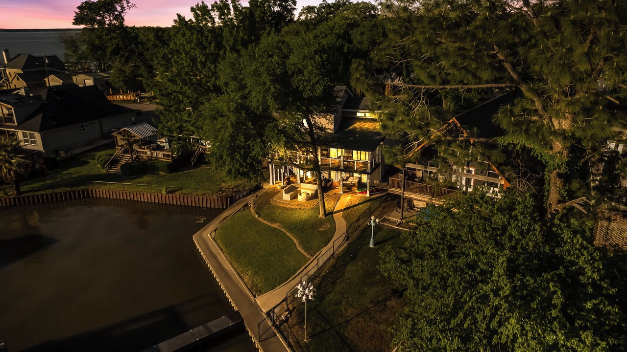 Photo of Outdoor in Gun Barrel City