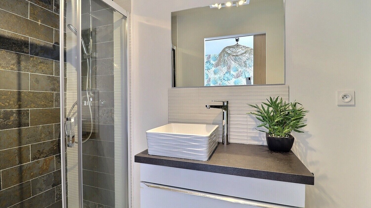 Photo of Bathroom in Clermont-l'Herault