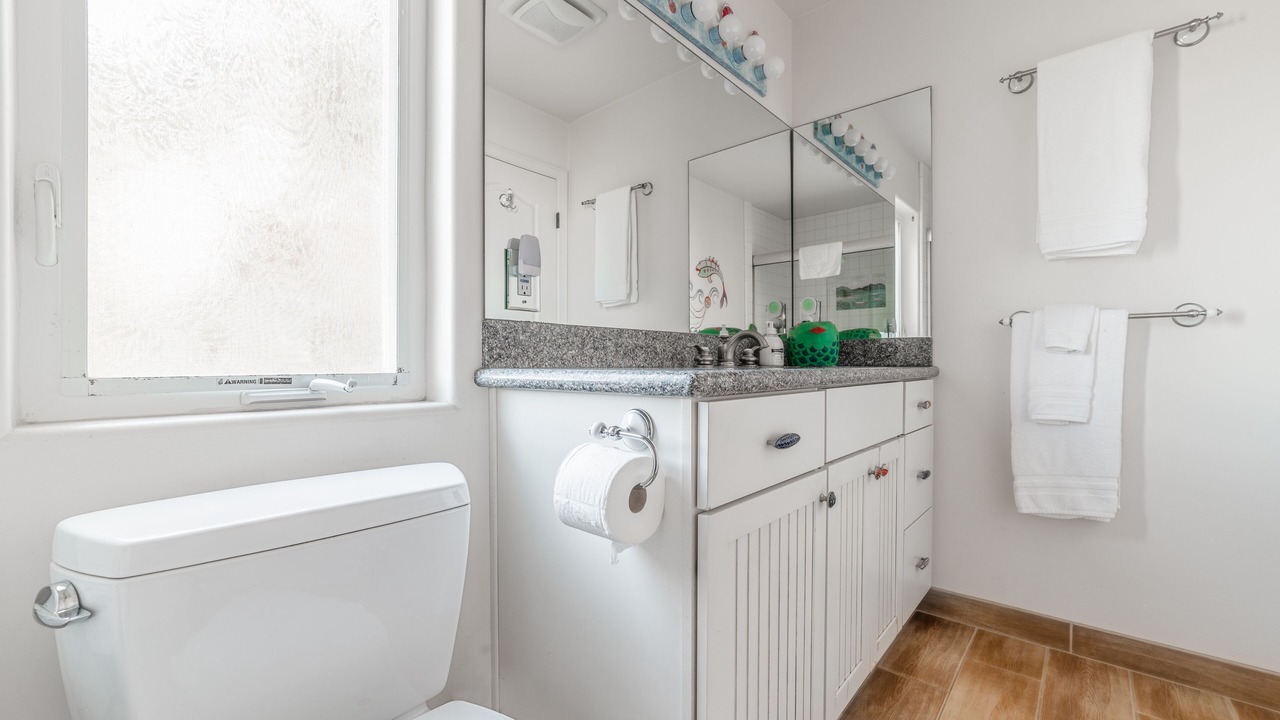 Photo of Bathroom in Mission Beach
