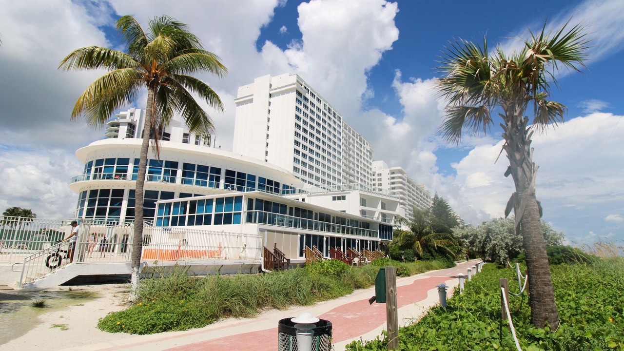 Photo of Others in Mid Beach