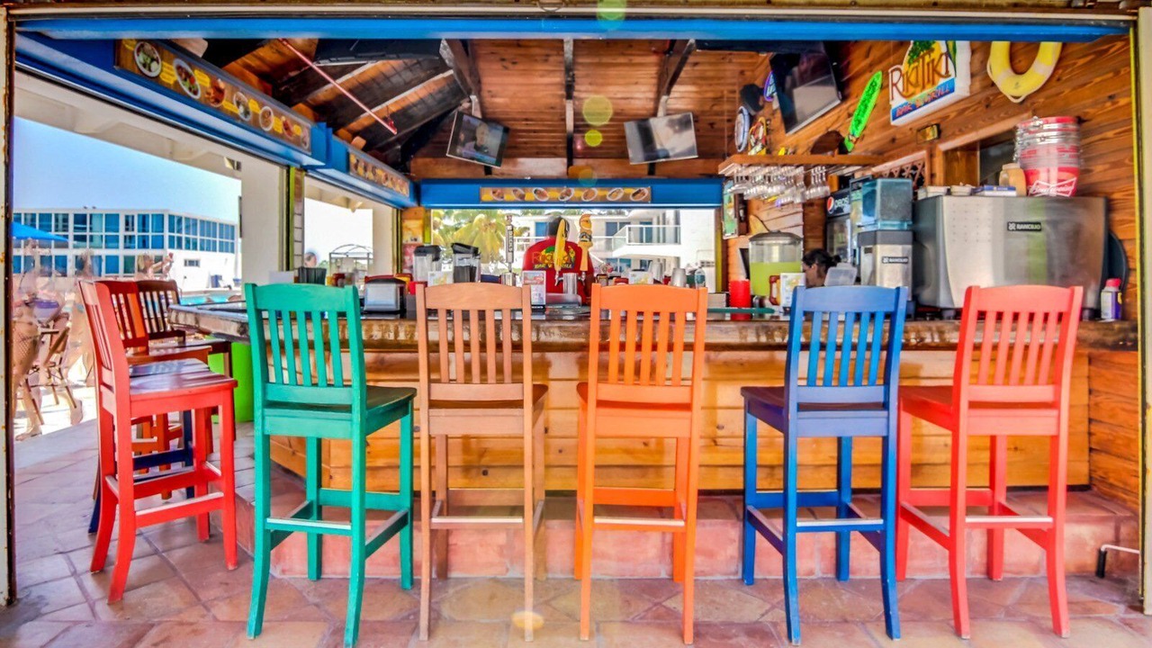 Photo of Others in Mid Beach