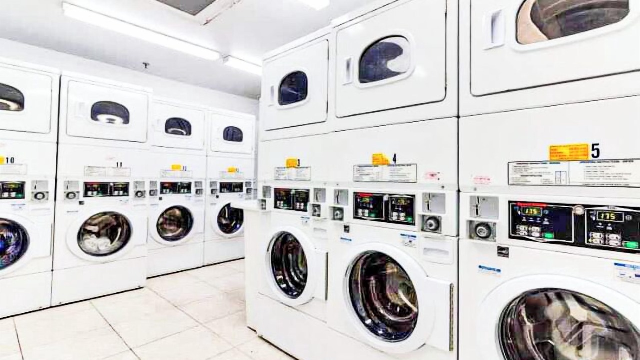 Photo of Others in Mid Beach