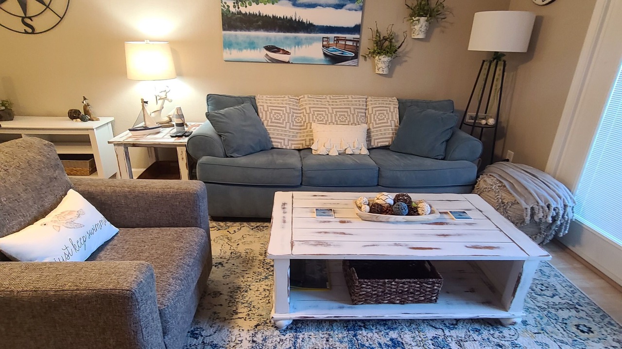Photo of Livingroom in Fairfield Bay