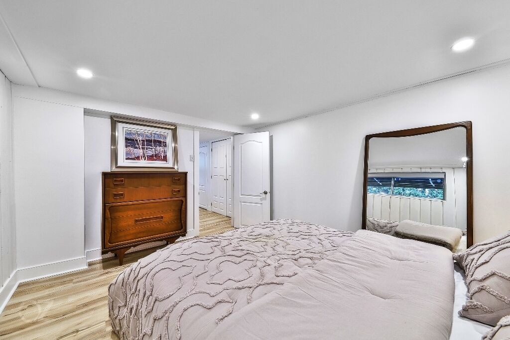Photo of Bedroom in Boisbriand