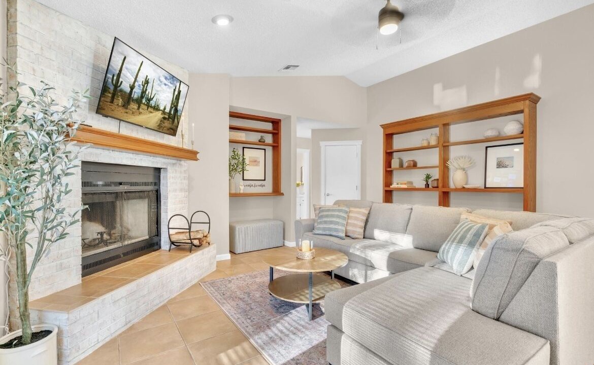 Photo of Livingroom in Sierra Vista