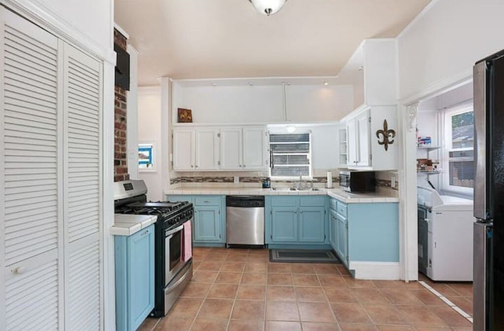 Photo of Kitchen in Roseland Terrace Historic District