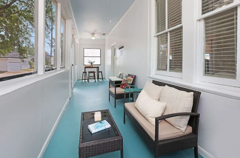 Photo of Livingroom in Roseland Terrace Historic District