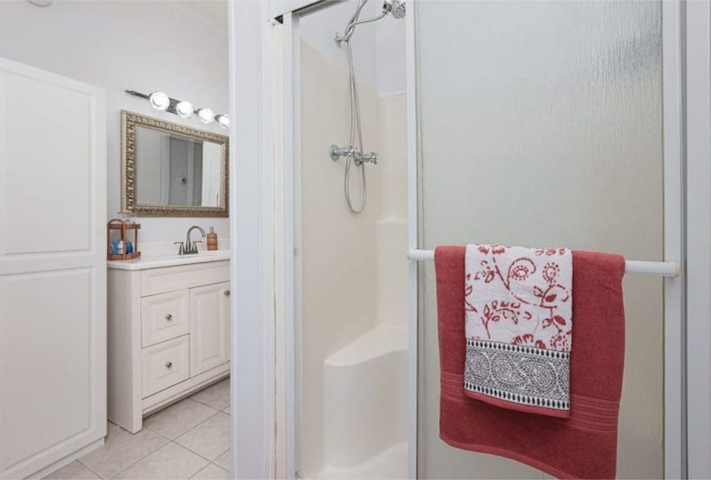 Photo of Bathroom in Roseland Terrace Historic District