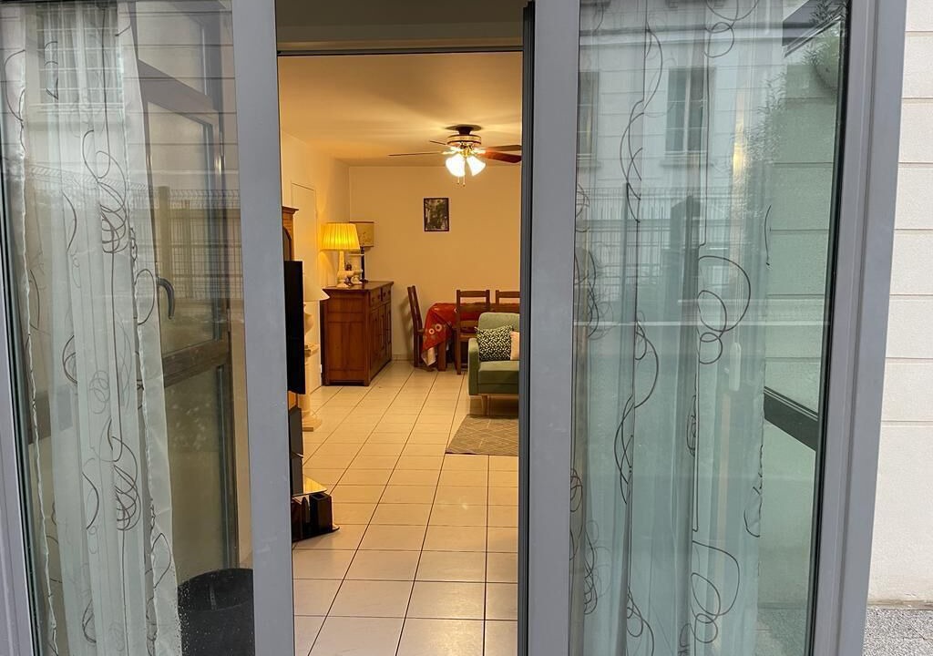 Photo of Others in Etampes