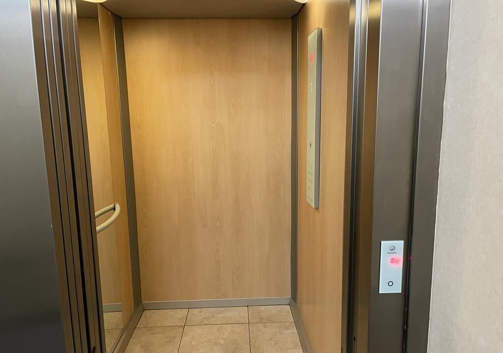 Photo of Others in Etampes