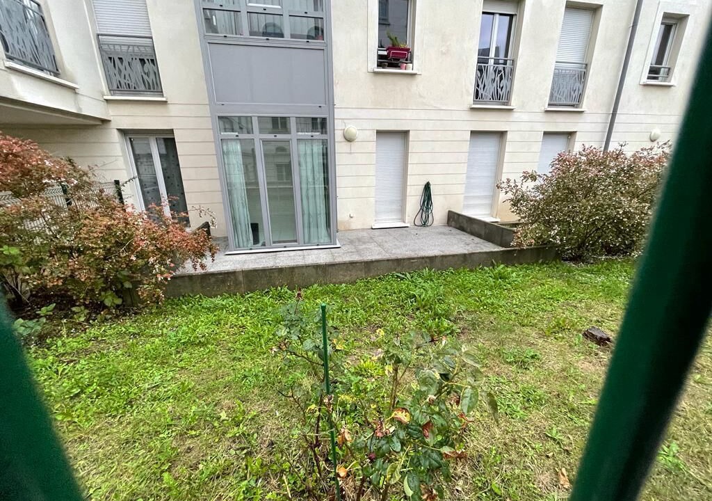 Photo of Outdoor in Etampes