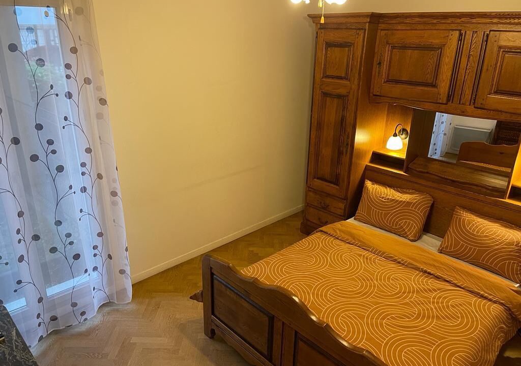 Photo of Bedroom in Etampes