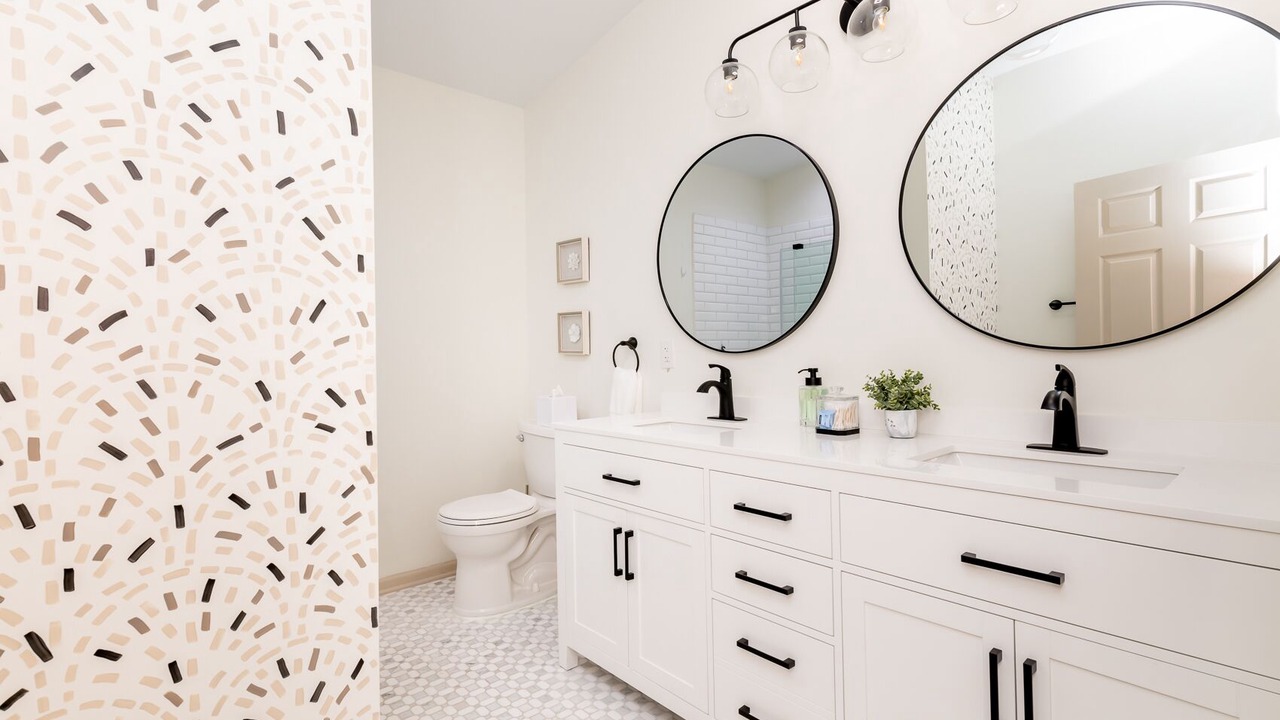 Photo of Bathroom in Cherokee Triangle