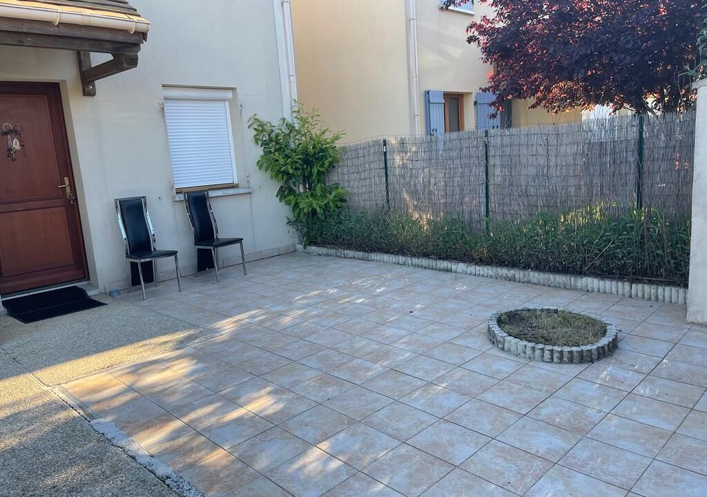 Photo of Patio Balcony in Etampes