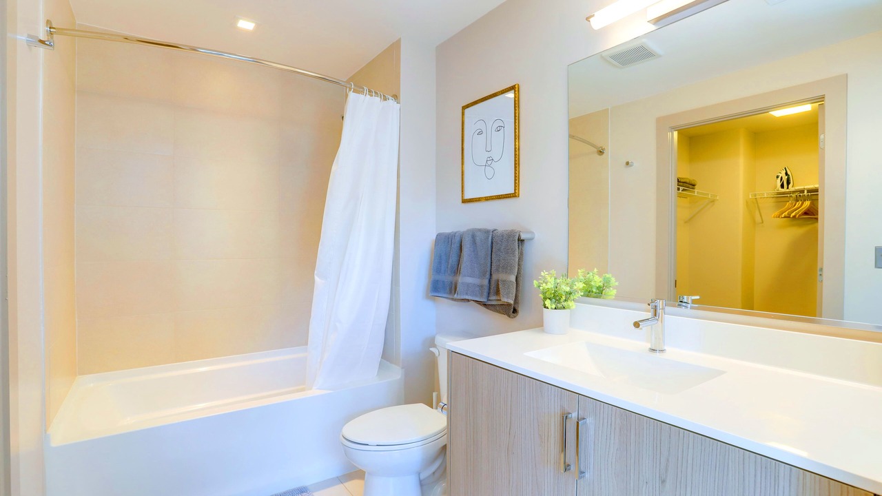 Photo of Bathroom in Aurora Highlands