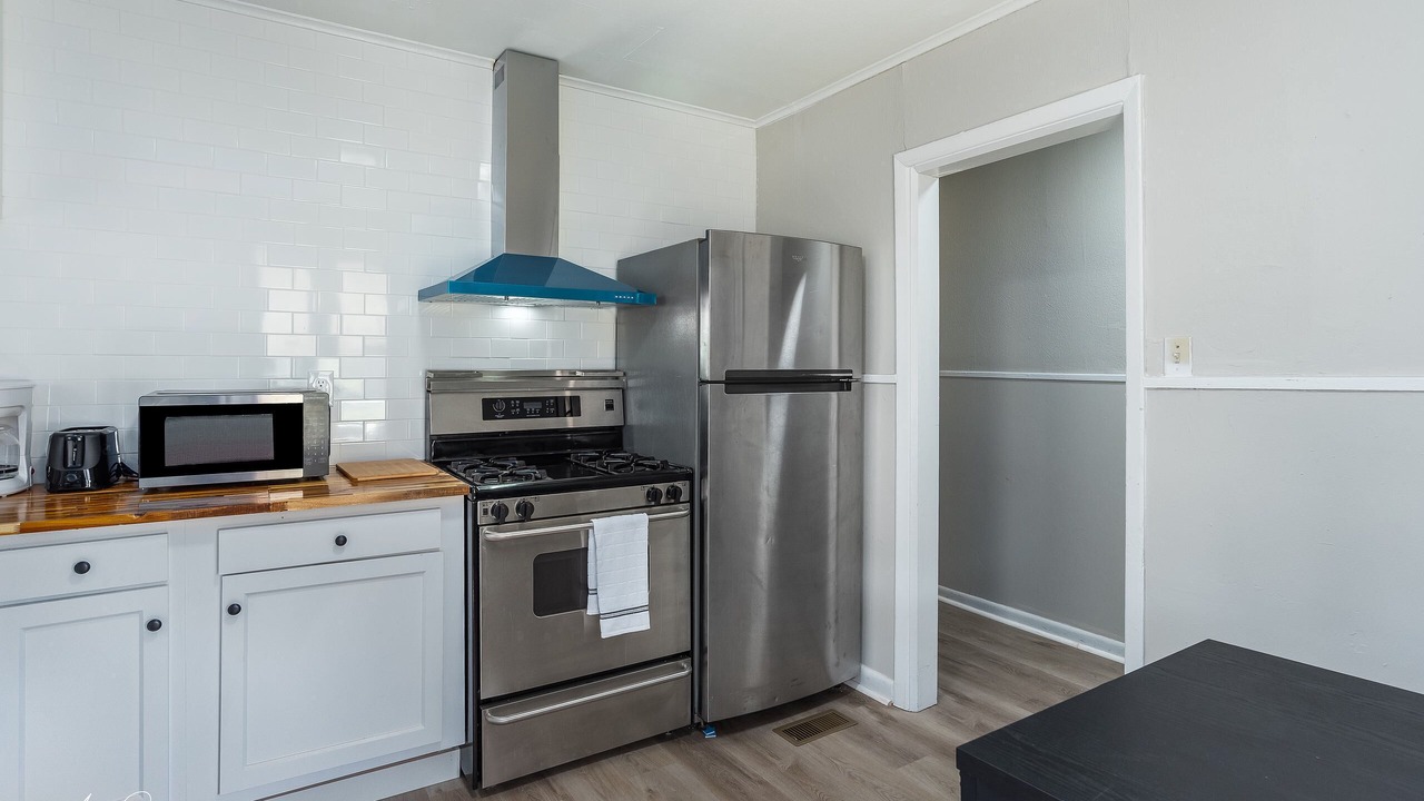 Photo of Kitchen in Highland Historic District