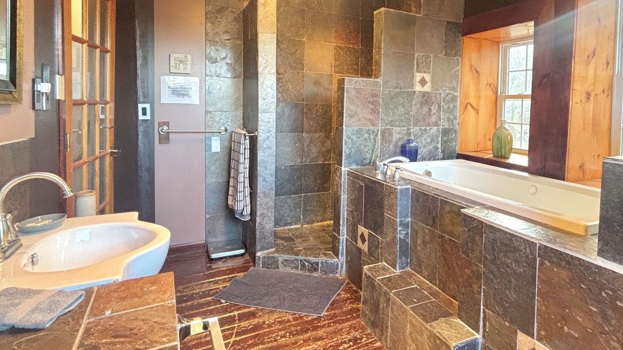 Photo of Bathroom in Jefferson