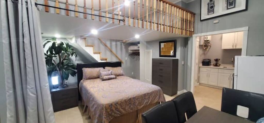 Photo of Others in Upper Telegraph