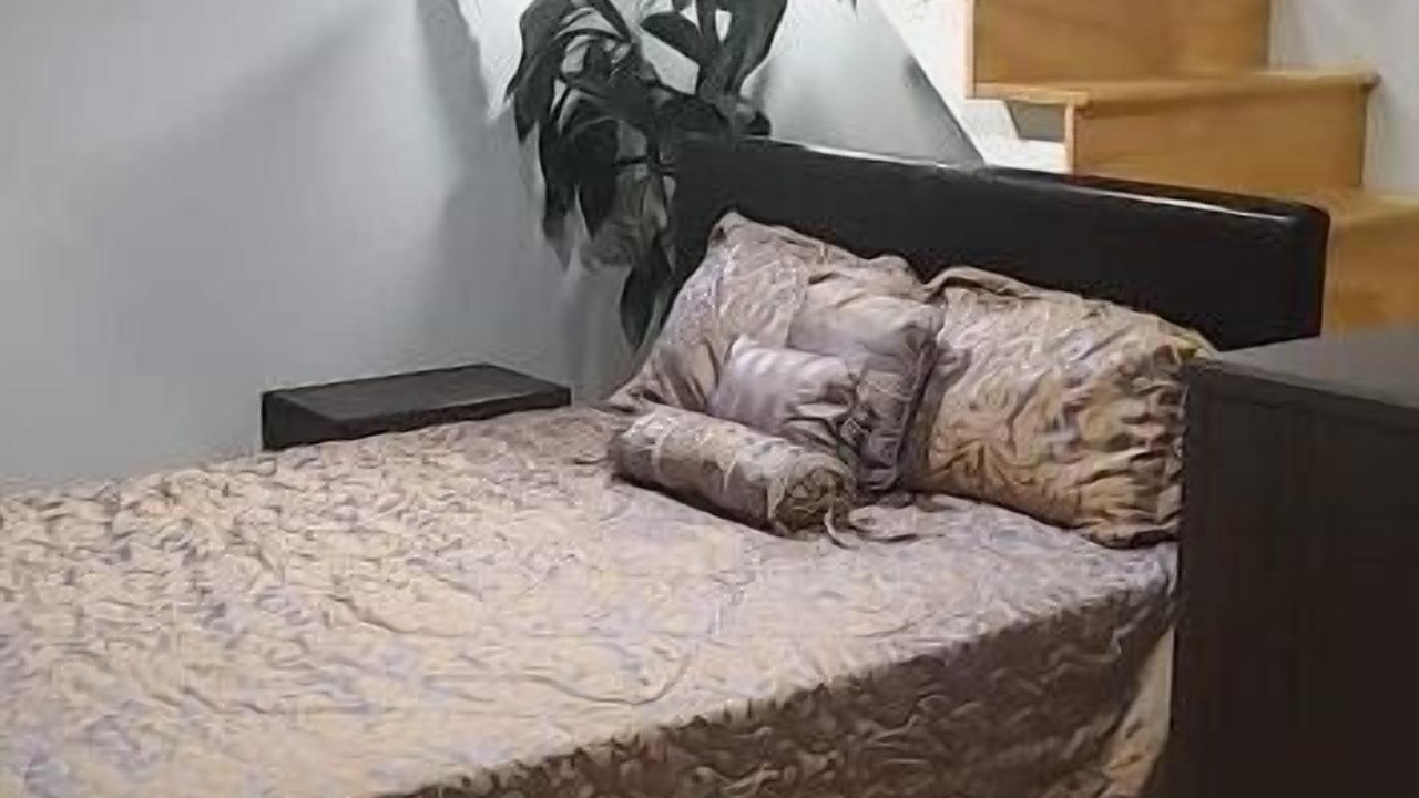 Photo of Bedroom in Upper Telegraph