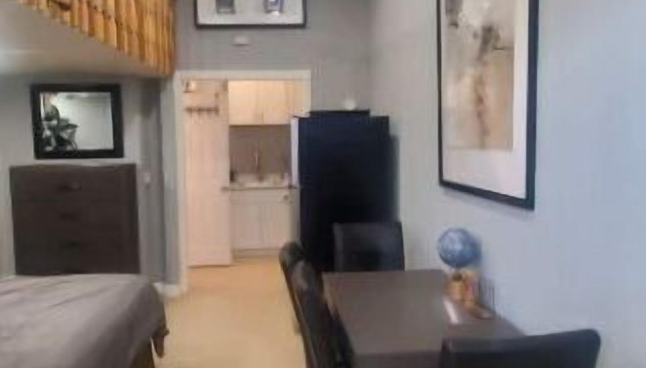 Photo of Bedroom in Upper Telegraph