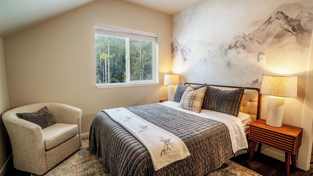 Photo of Bedroom in Paradise Estates