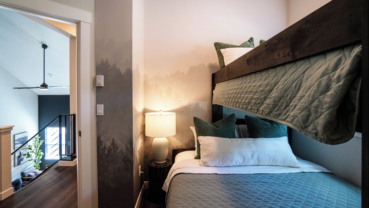 Photo of Bedroom in Paradise Estates