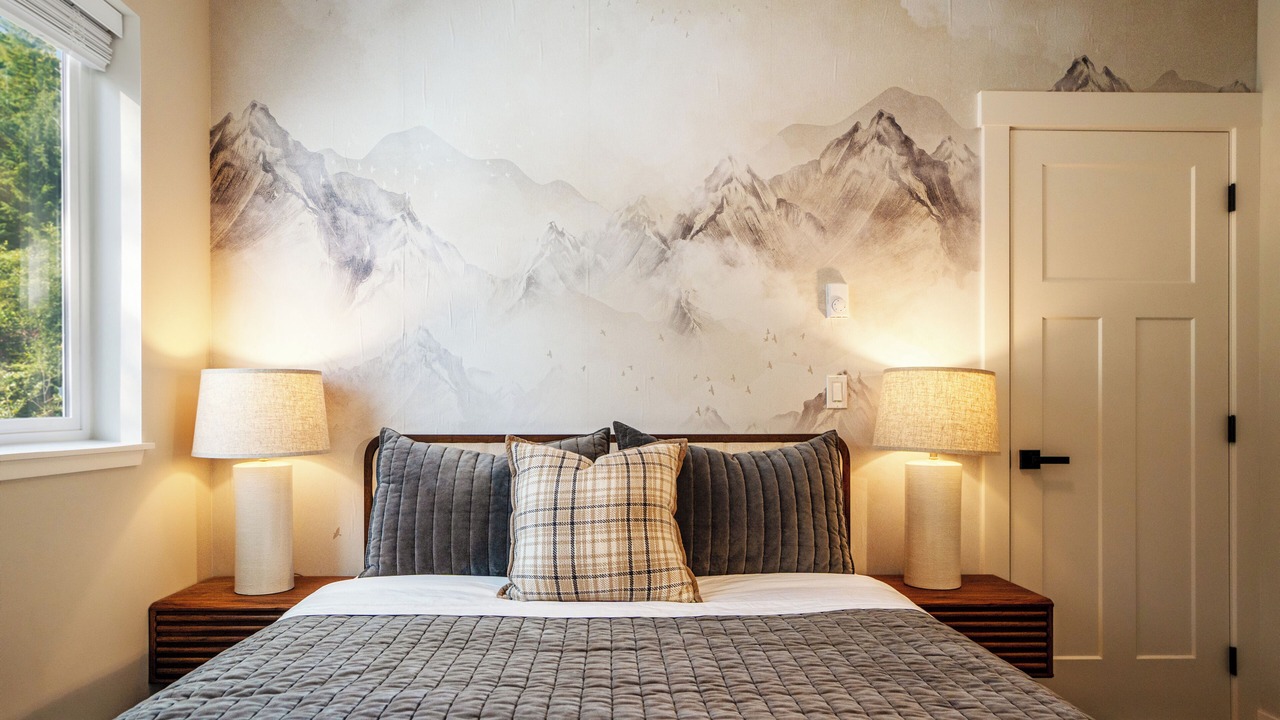 Photo of Bedroom in Paradise Estates