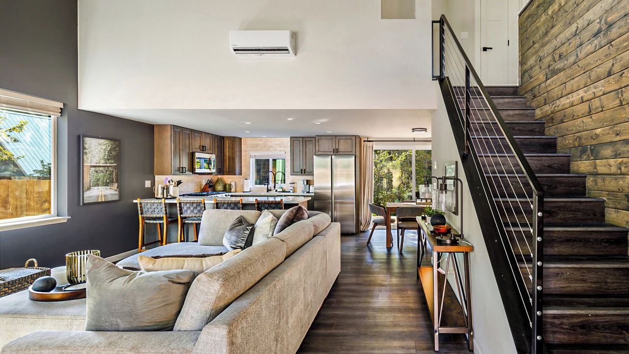 Photo of Livingroom in Paradise Estates