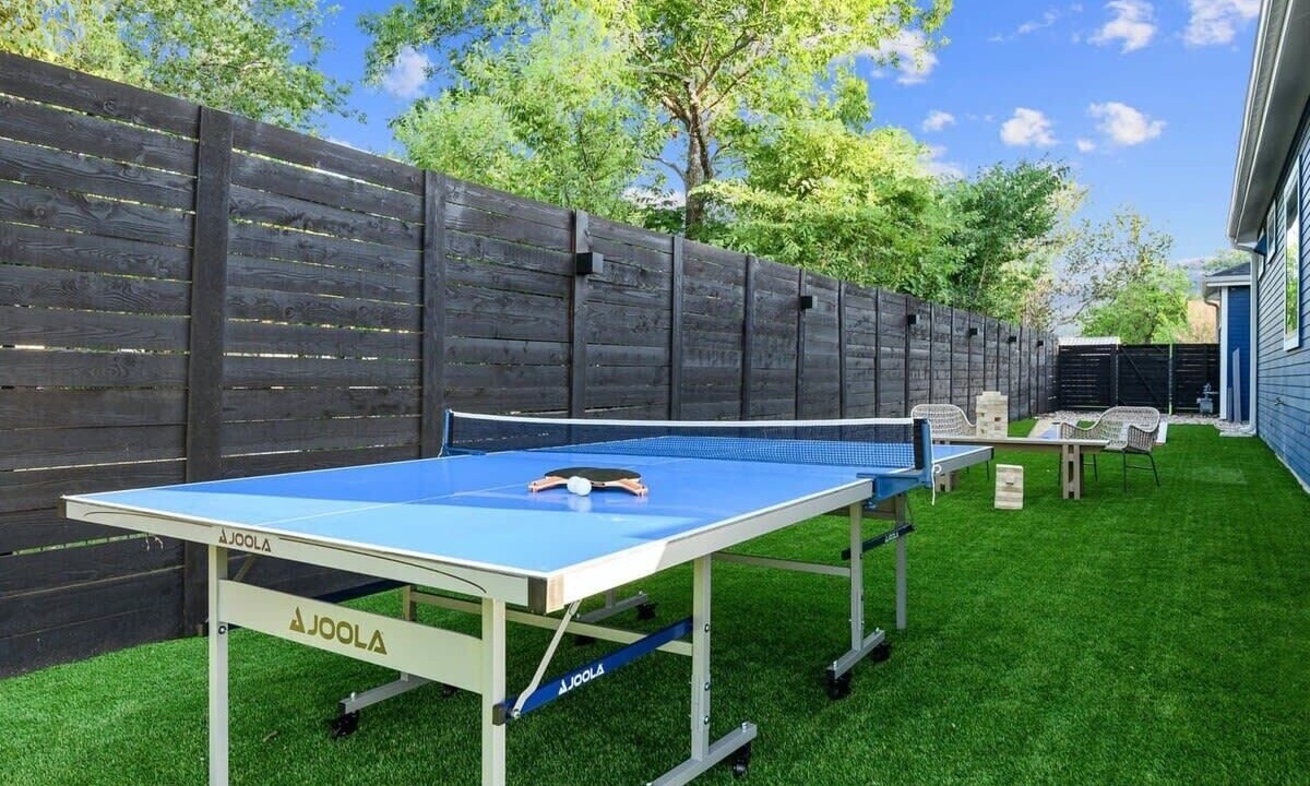 Photo of Outdoor in Montopolis