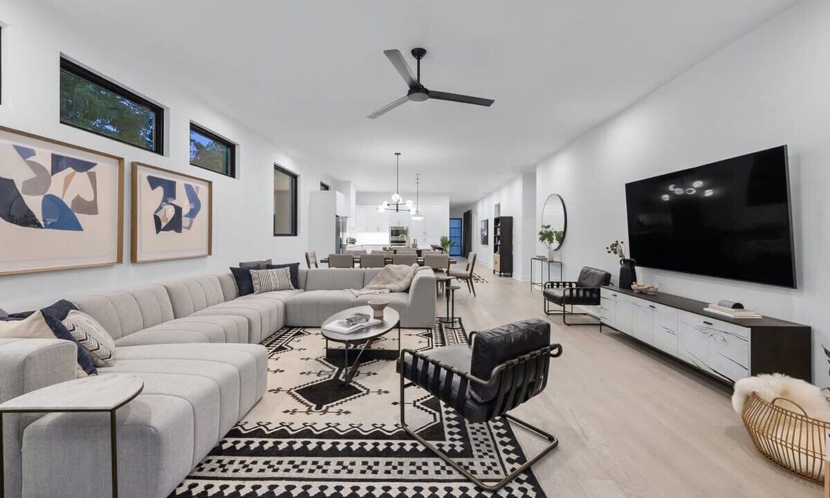 Photo of Livingroom in Montopolis