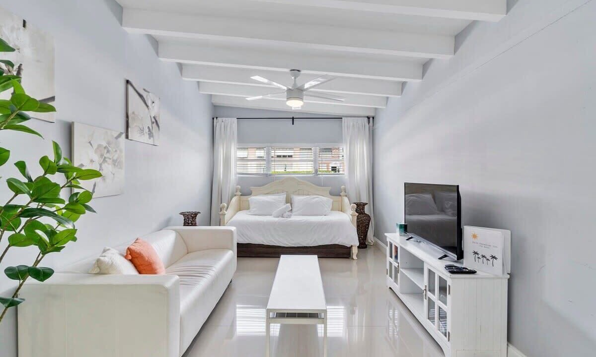 Photo of Bedroom in Dolphin Isles