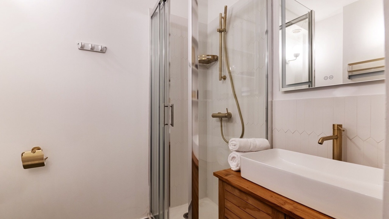 Photo of Bathroom in Arts-et-Metiers