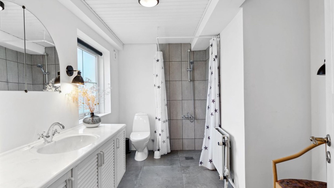 Photo of Bathroom in Ballum