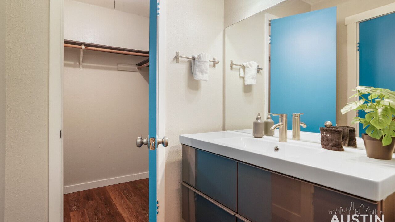 Photo of Bathroom in Franklin Park