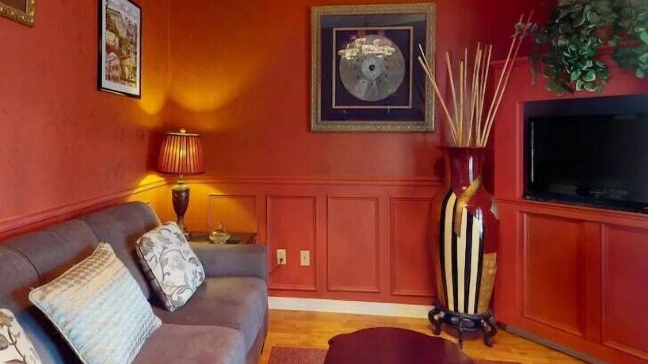 Photo of Livingroom in Eureka Springs Historic District