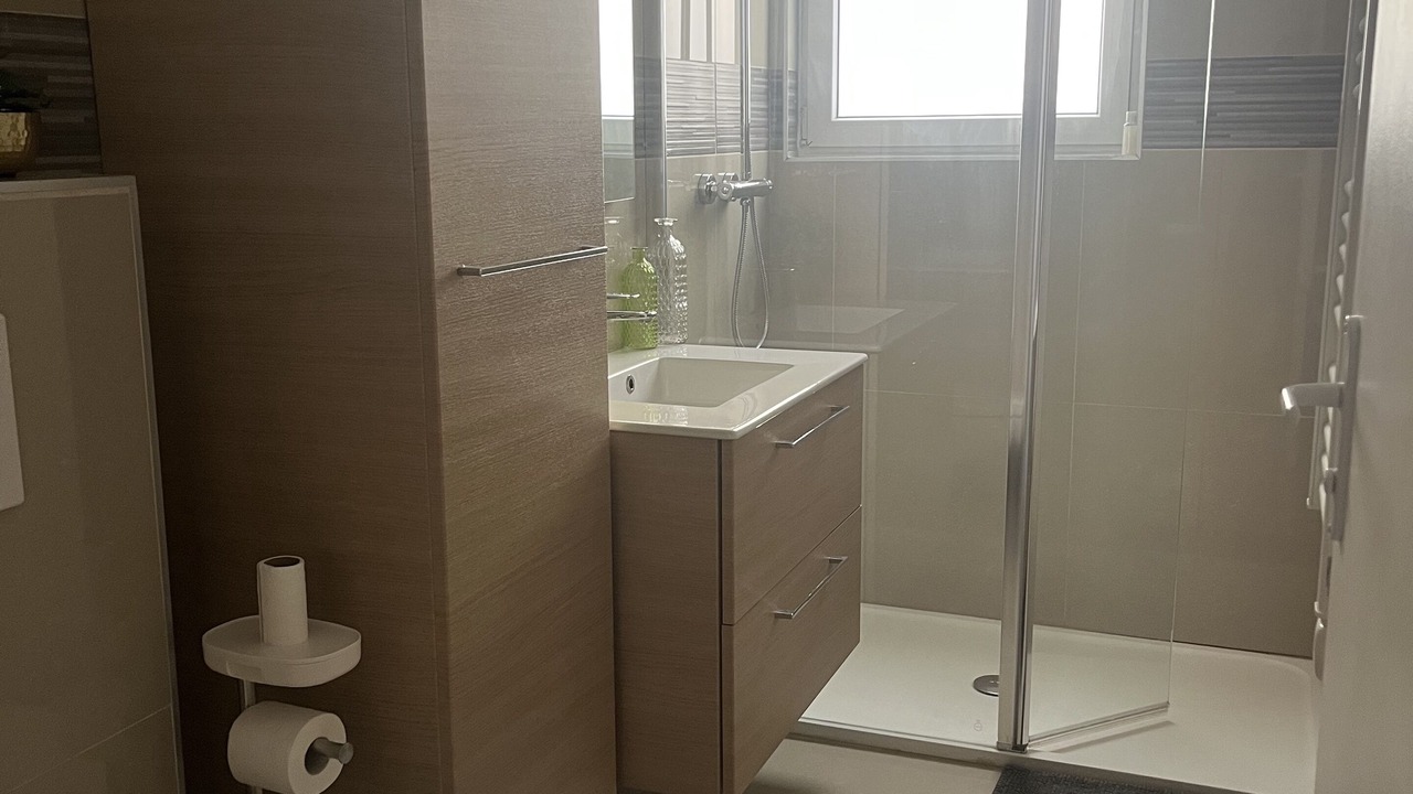 Photo of Bathroom in Richard Vitton - Chambovet