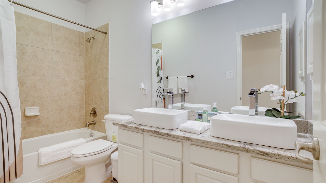 Photo of Bathroom in Spring