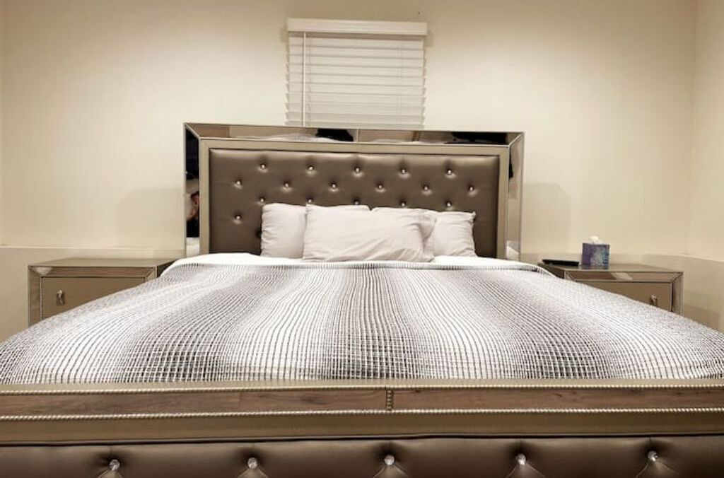 Photo of Bedroom in Pasadena