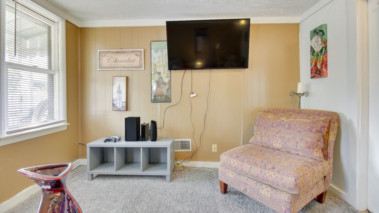 Photo of Livingroom in Lincoln Heights