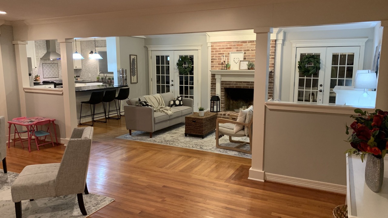 Photo of Livingroom in Mountainview