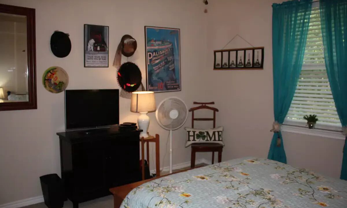 Photo of Bedroom in Bastrop