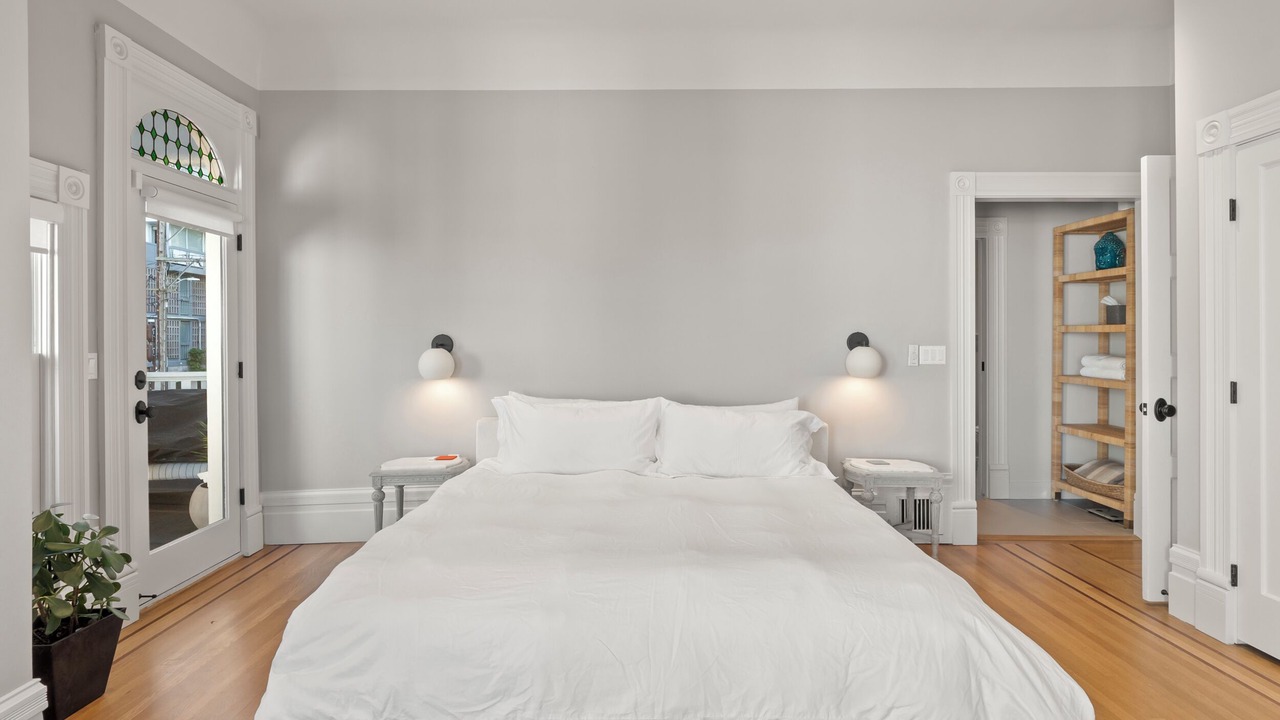 Photo of Bedroom in Pacific Heights