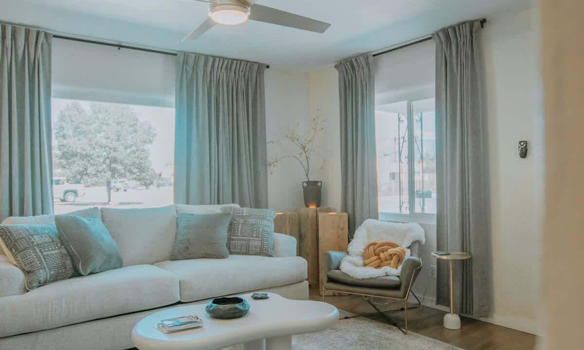 Photo of Livingroom in Albuquerque