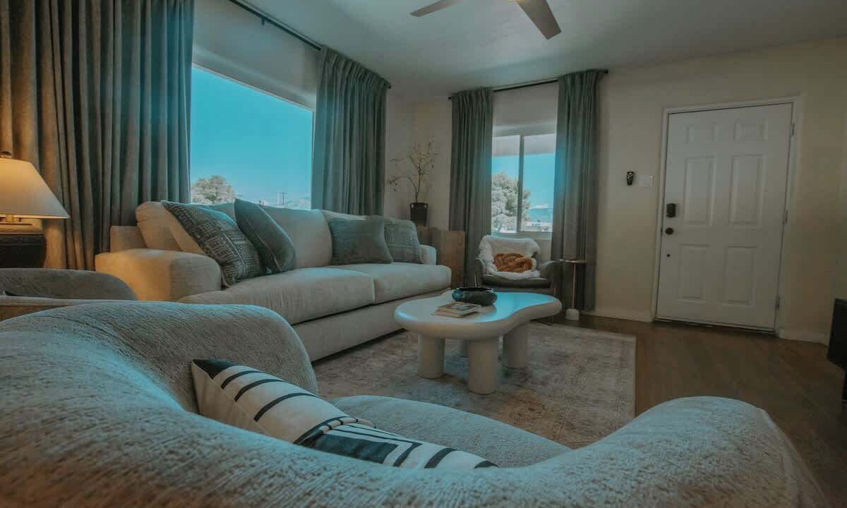 Photo of Livingroom in Albuquerque