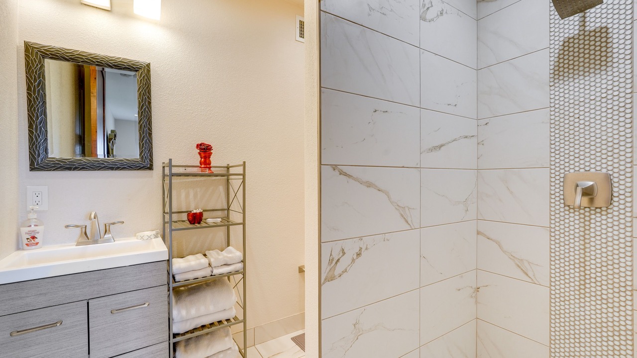 Photo of Bathroom in Paradise Valley Village