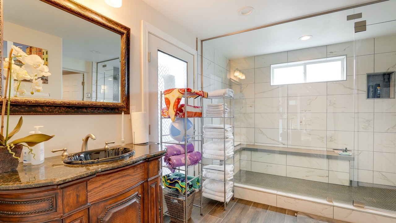 Photo of Bathroom in Paradise Valley Village