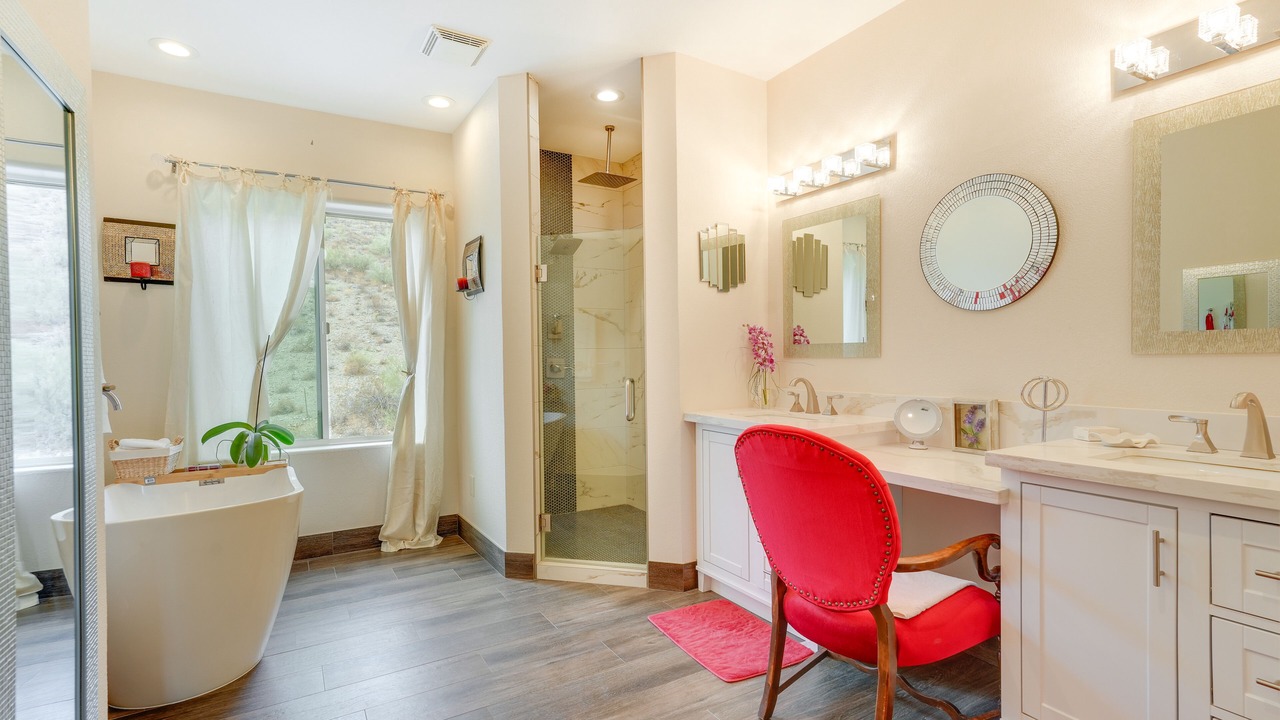 Photo of Bathroom in Paradise Valley Village