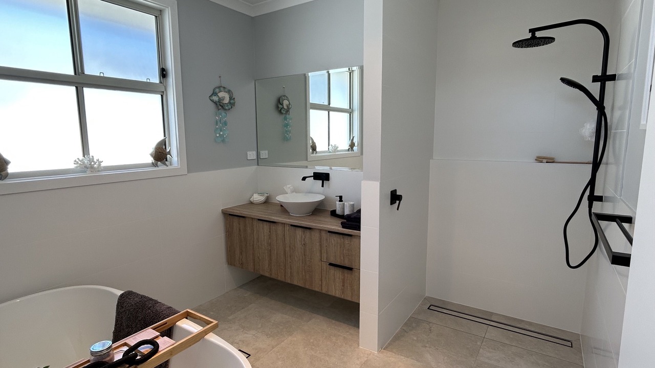 Photo of Bathroom in Wallaroo